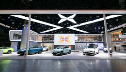 滴滴“转向”，小鹏“扩圈”