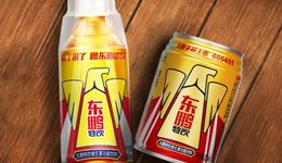 东鹏最大的风险，是东鹏特饮一年24亿瓶的销量