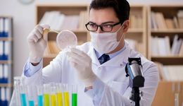 市值73亿，海归博士赴港IPO，早期VC“净赚”8亿