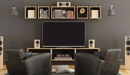 黑電半年報(bào)洞悉：電視巨頭業(yè)績穩(wěn)健，投影、XR放緩漲勢