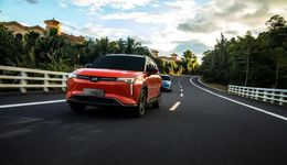 威马汽车，终于“开心”了