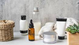 老Baby天團(tuán)初戰(zhàn)直播間，61歲老牌國(guó)貨美加凈爆單，“上周才建直播團(tuán)隊(duì)”