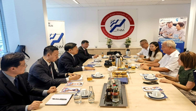 深化中德合作，打造职业教育国际化“双向”融通新范式——青岛职业技术学院海外教学基地在德国挂牌启动