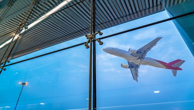 中秋佳节 飞越云端 重航邀您一起“空中赏月”