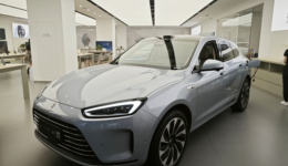 问界M7不愿独吞遥遥领先