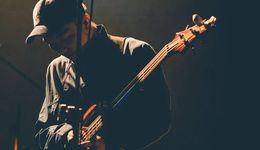 《乐队的夏天》与“外地口音综合症”