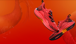 贵人鸟“脱鞋”，方便下田？