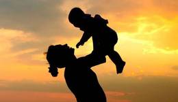 特别策划 | 数字时代的母职之困