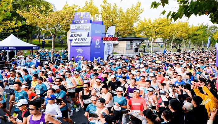 2023闻泰安世上海10公里精英赛今日开跑 