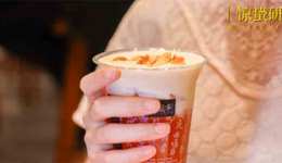 不加盟不上市？茶颜悦色口嫌体正直