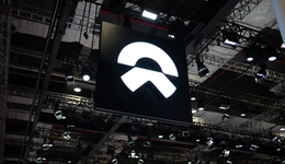 从股价低迷到裁员，蔚来真的掉队了吗？