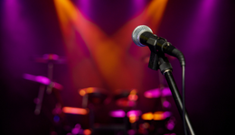 頂流明星鹿晗貢獻下降，風(fēng)華秋實5個月收入僅798萬