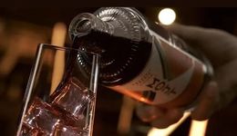 茅台开卖鸡尾酒，请来周杰伦代言