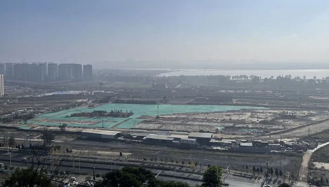 东西广场试桩施工招标公告发布，昆明西客站计划2027年建成