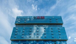 京東著急，許冉“沖鋒”