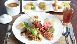 3年虧損近7億，一個美食內(nèi)容平臺為何執(zhí)著上市？