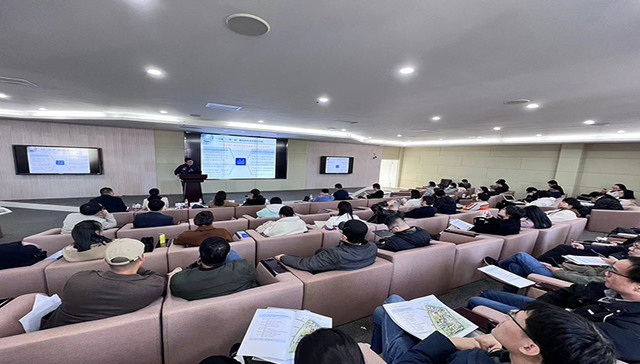 2023数字经济背景下新兴经济体大宗商品产业发展高峰论坛在甬举行