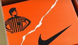 DTC潮起潮落，耐克的“老伙計(jì)”該怎么自救？