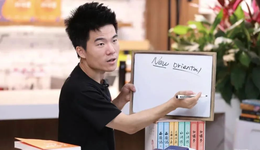 背刺董宇辉的，不只是东方甄选CEO