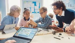 人工智能引领学校革命，但管理者、教师和家长仍需更多AI素养