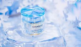 22歲的自然堂遭“圍剿”，遼陽首富鄭春穎如何破局？