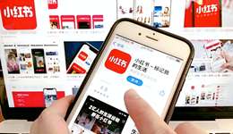 小红书，盯上职场摸鱼人