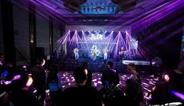 困在情怀里的Live house行业：去赚钱，还是继续摇滚？