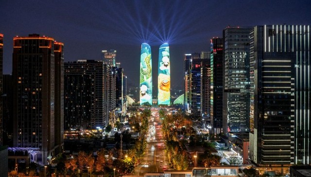 边赏灯边玩夜之元旦篇——打卡成都万千气象、夜景陪你浪漫跨年