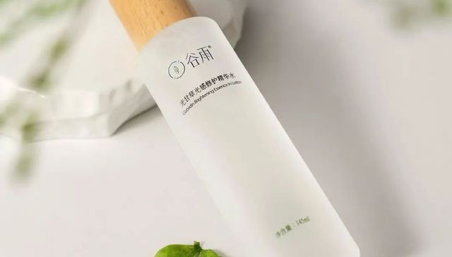 美妆产品,中国市场,谷雨,渠道流量红利,珀莱雅