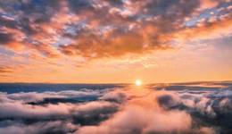 鈣鈦礦GW級時(shí)代將至：效率“卷”出新高，大面積推廣仍有挑戰(zhàn)