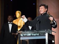 龙年成龙代言热，“广告毒药”靠生肖概念翻身第一人