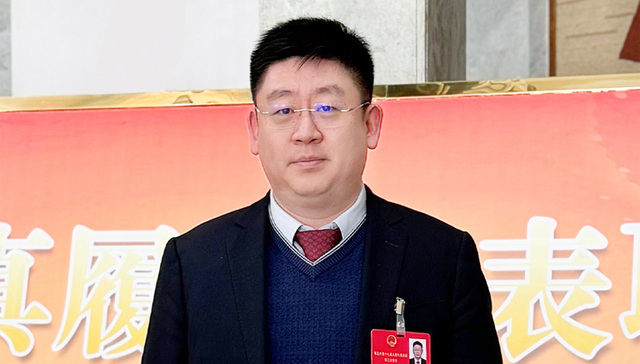 两会之声 | 青岛市人大代表杨昆：多措并举缓解主城区停车难