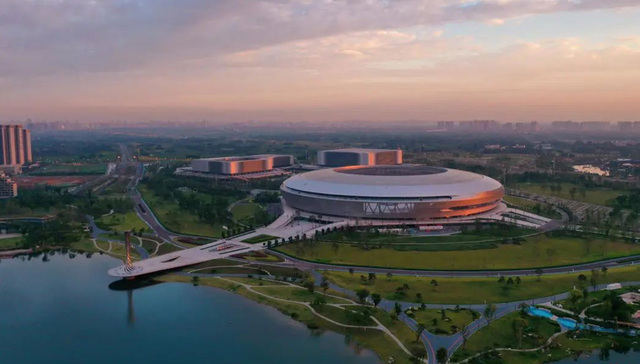 环卫工人、猛追湾群众、“手语小翻译”……“他们”被写进政府工作报告