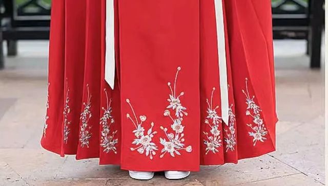 消费,汉服,新中式,马面裙,商业