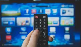 一年少卖500万台，电视快被抛弃了？