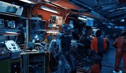 当拍摄《流浪地球10》，只需要敲几行字