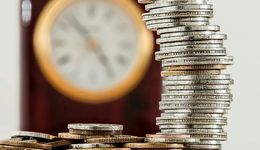 年入千億、逼急騰訊，丁磊賺麻了？