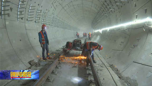 合肥地铁五线齐建