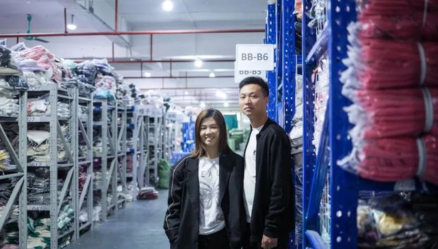 新中式,直播带货,服装批发,电商平台,女装