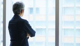 最新发布，他，个人财富16858亿人民币