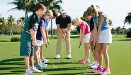 月薪几万，才玩得起高尔夫？