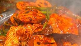 3天收入5.4亿，“西北顶流”开出官方店