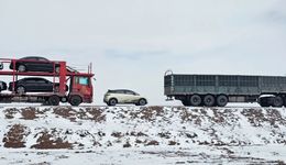 新能源汽车“征战”全国，长假出行顶住了焦虑