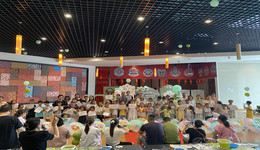 看表演、學(xué)知識 、體驗(yàn)非遺……這場油紙傘活動有趣又好玩