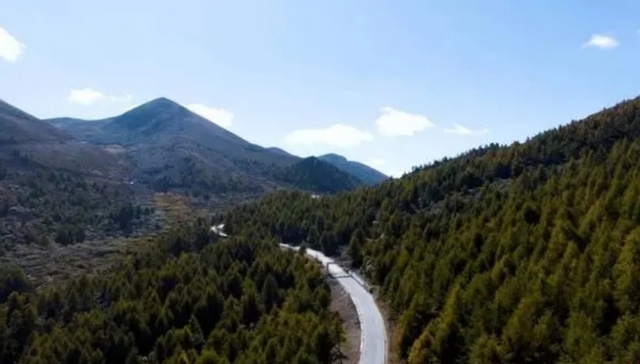 四川国道G227线改建工程即将通车，至香格里拉镇车程缩短2.5小时