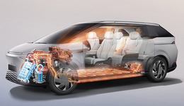 纯电MPV的两极分化：打工人的“天花板”，有钱人的“出玩版”