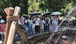 免票第一天 | 都江堰景區(qū)成畢業(yè)旅行重要目的地