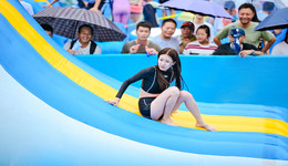 超万人到访！滨江郦城黄龙溪首届水上大冲关激情开赛