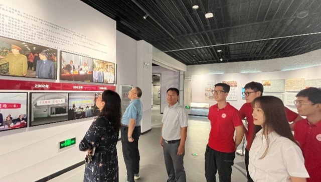 青岛科技大学马克思主义学院开展青岛红色文化活化利用实践活动