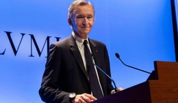 TOPBRAND | LV董事長增持歷峰股份；Shein將開快閃店；New Balance帶來三方聯(lián)名